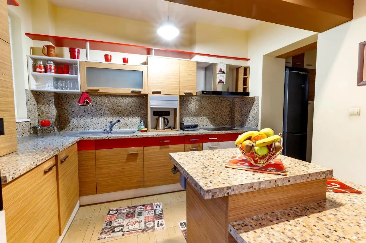 ~*Spacious And Cozy 2Br In The Heart Of Varna*~