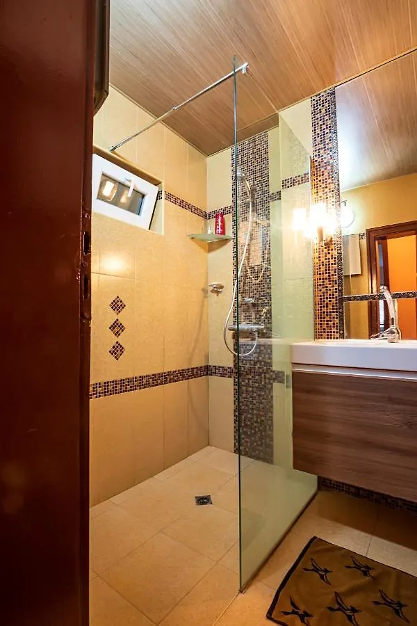 ~*Spacious And Cozy 2Br In The Heart Of Varna*~ Apartment Varna