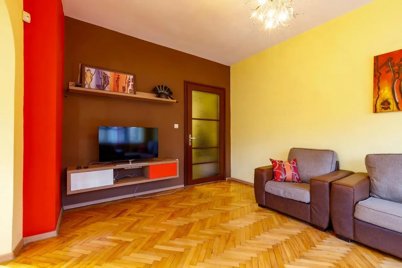 Apartment ~*Spacious And Cozy 2Br In The Heart Of Varna*~