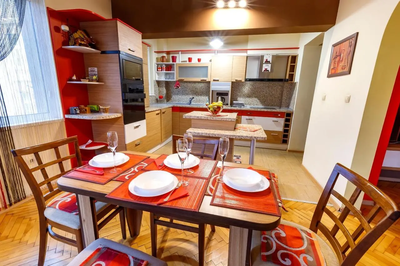 ~*Spacious And Cozy 2Br In The Heart Of Varna*~ Apartment Varna