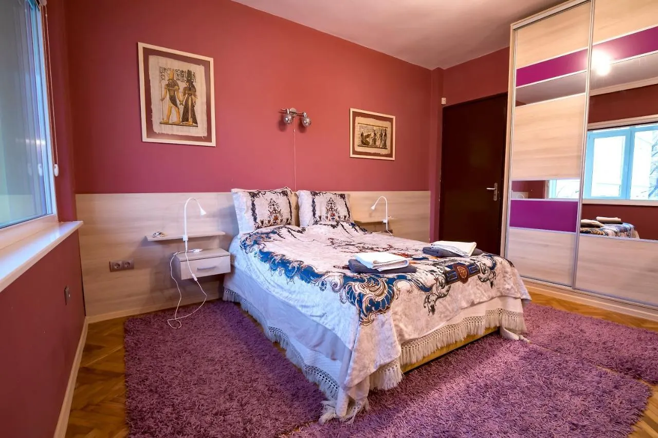 Apartment ~*Spacious And Cozy 2Br In The Heart Of Varna*~